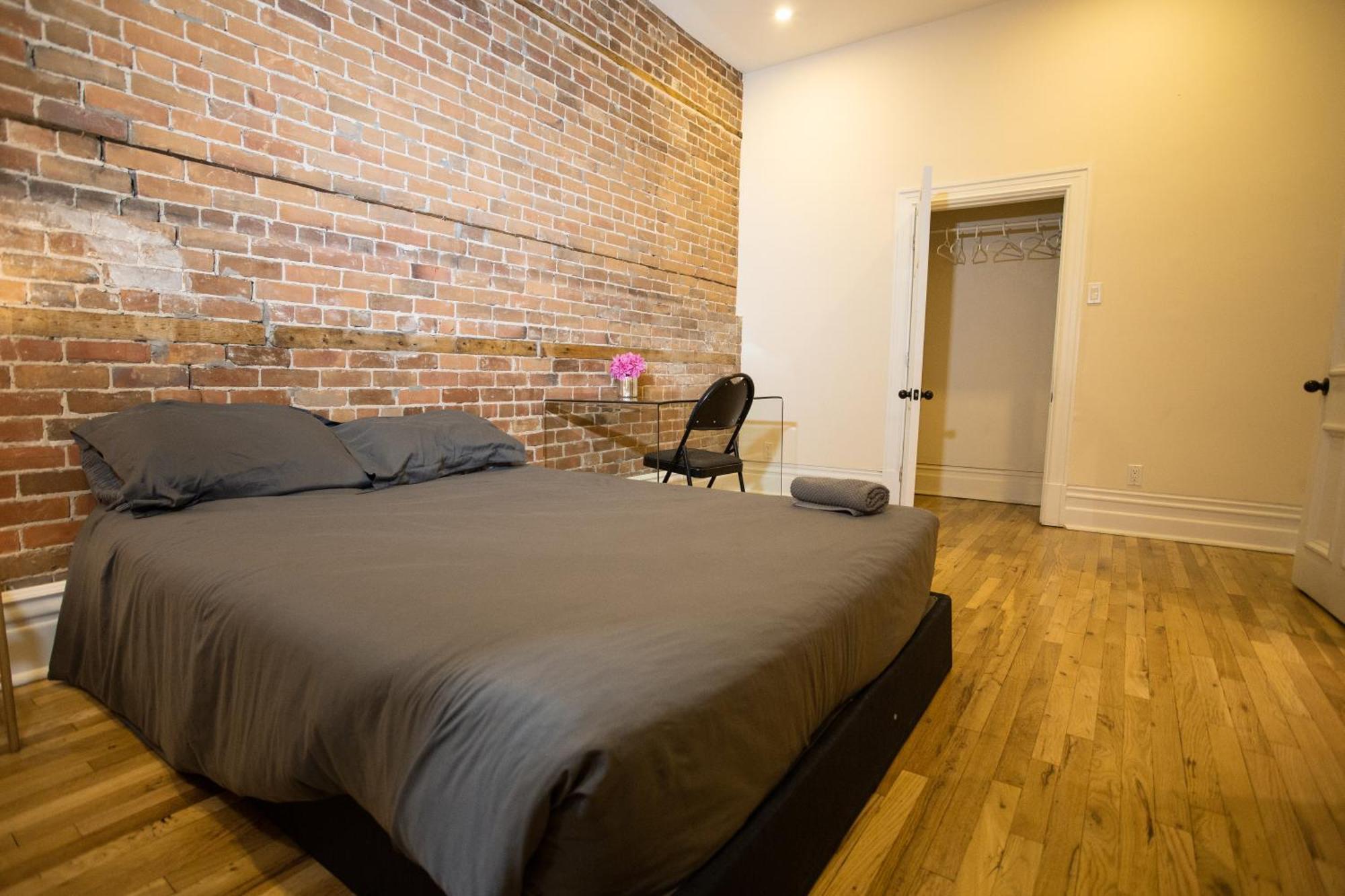 Spacious Downtown Montreal Apartment, 4Br-2Ba,Free Wifi 외부 사진