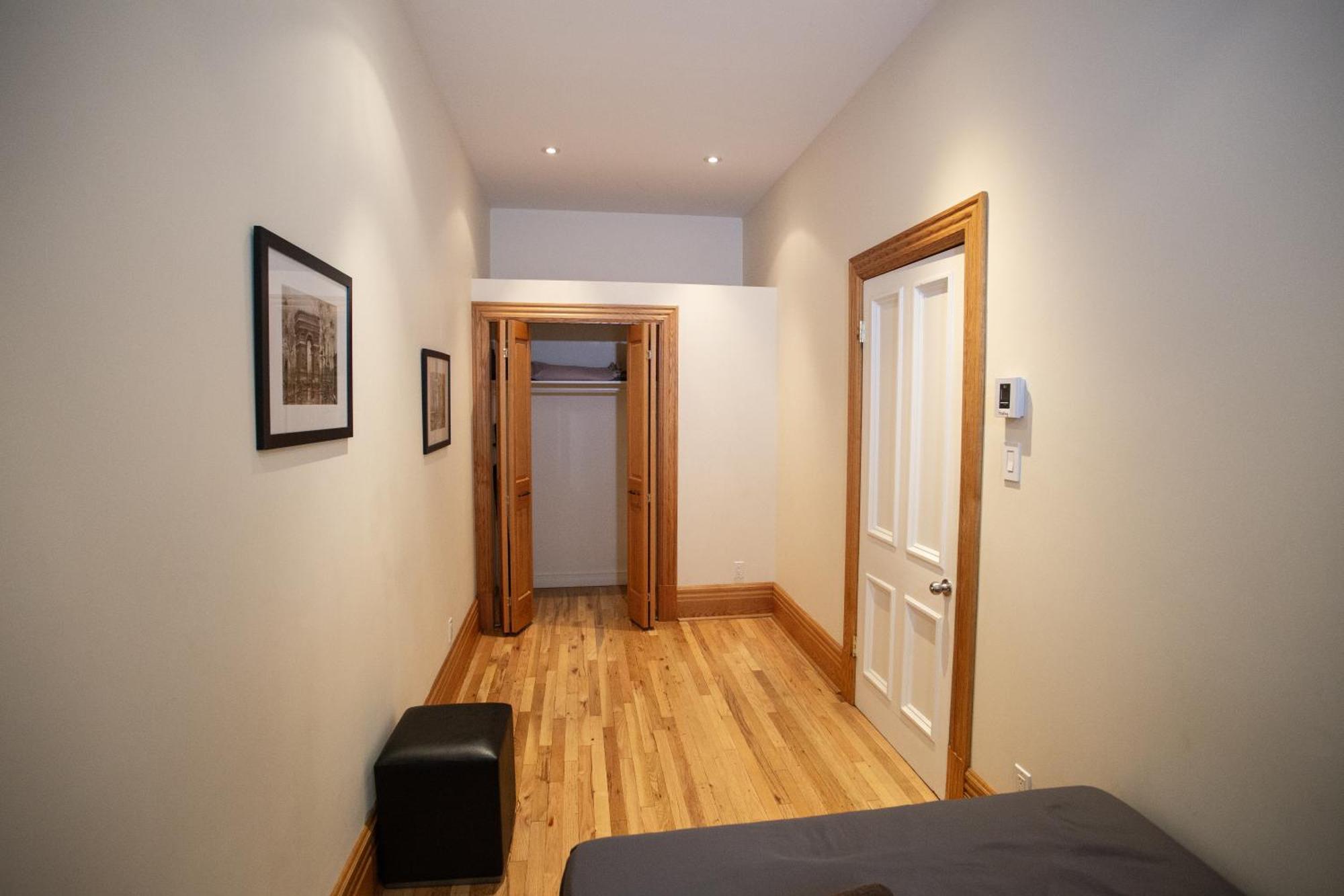 Spacious Downtown Montreal Apartment, 4Br-2Ba,Free Wifi 외부 사진