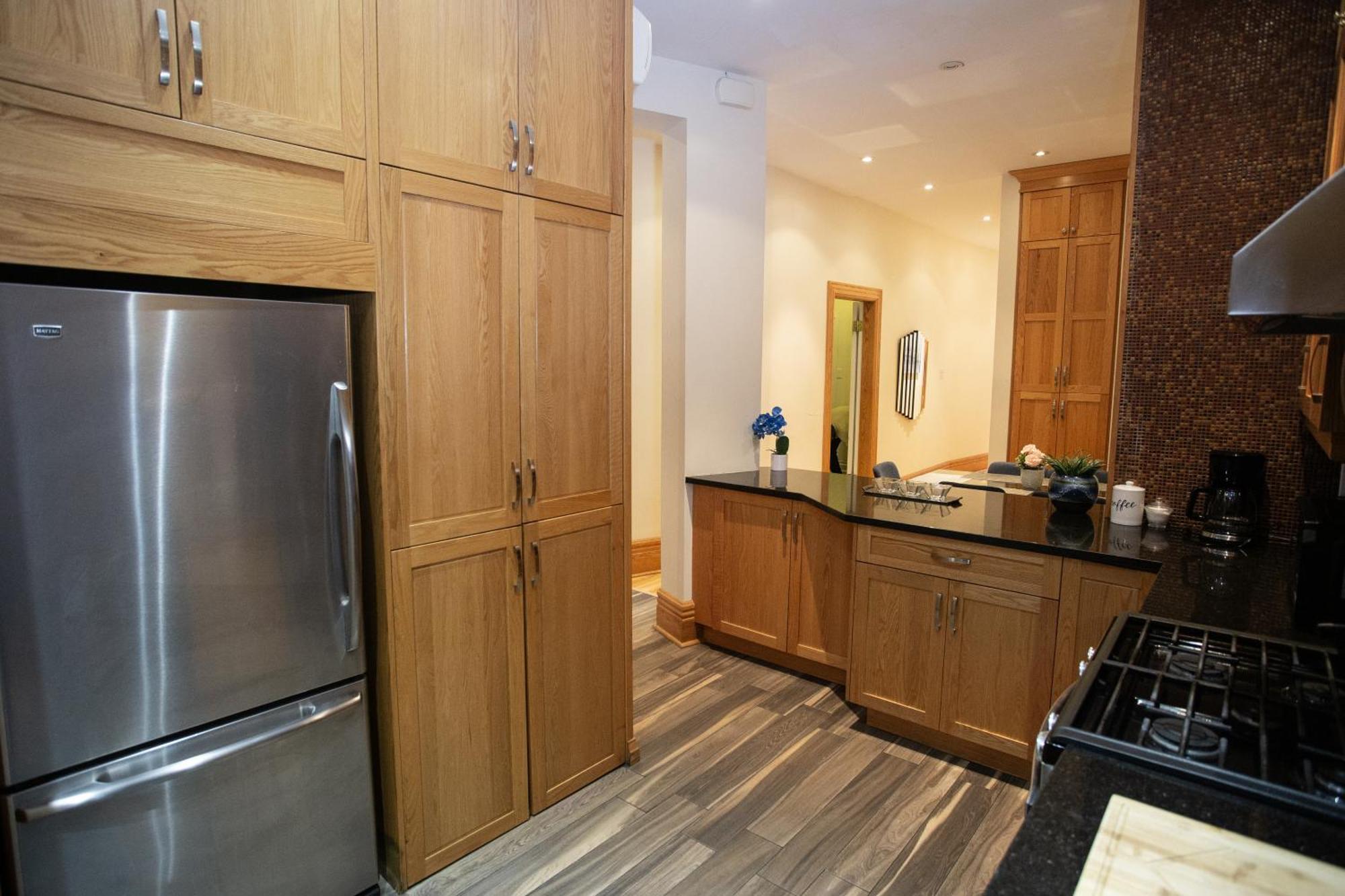 Spacious Downtown Montreal Apartment, 4Br-2Ba,Free Wifi 외부 사진