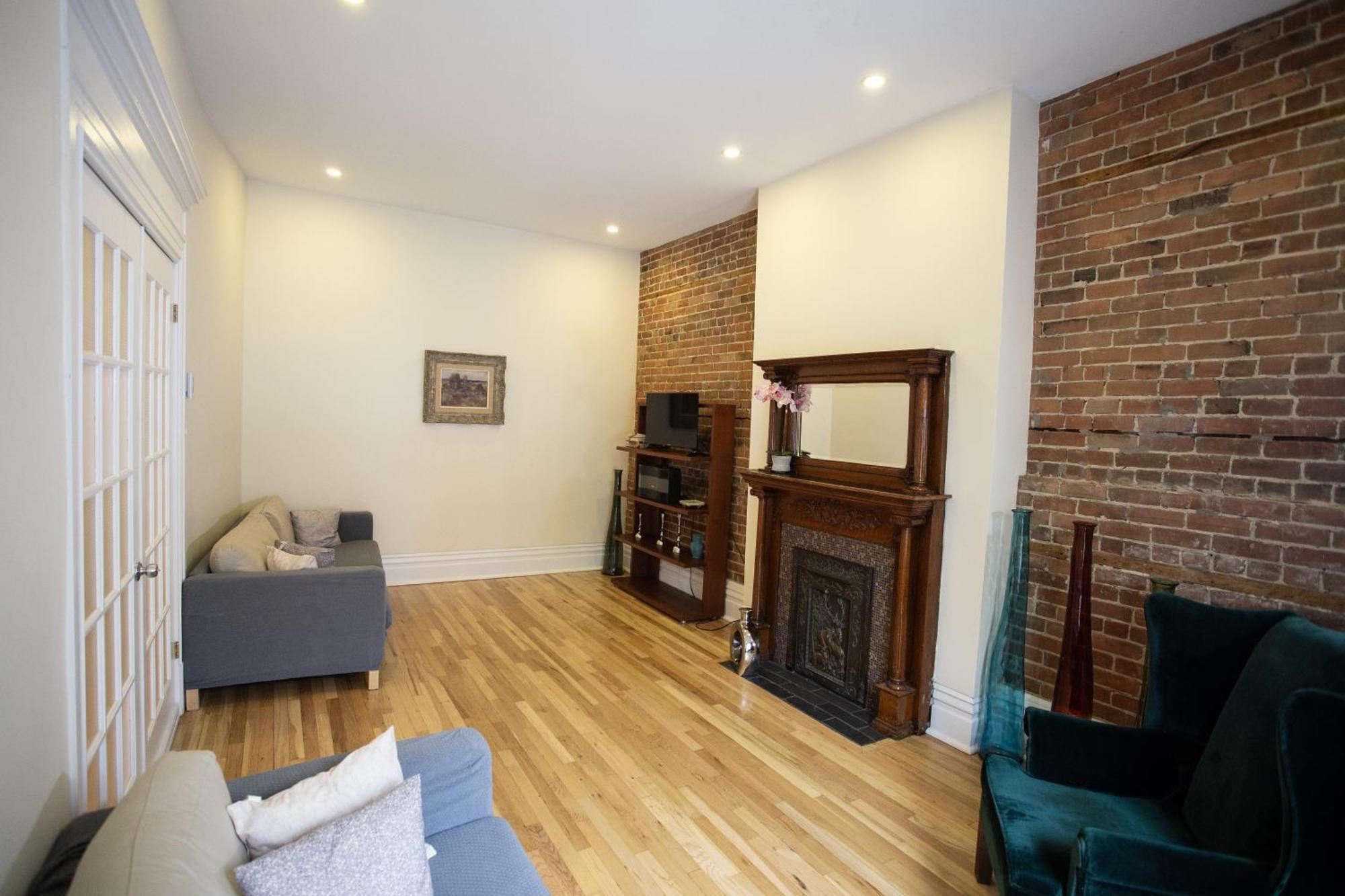 Spacious Downtown Montreal Apartment, 4Br-2Ba,Free Wifi 외부 사진