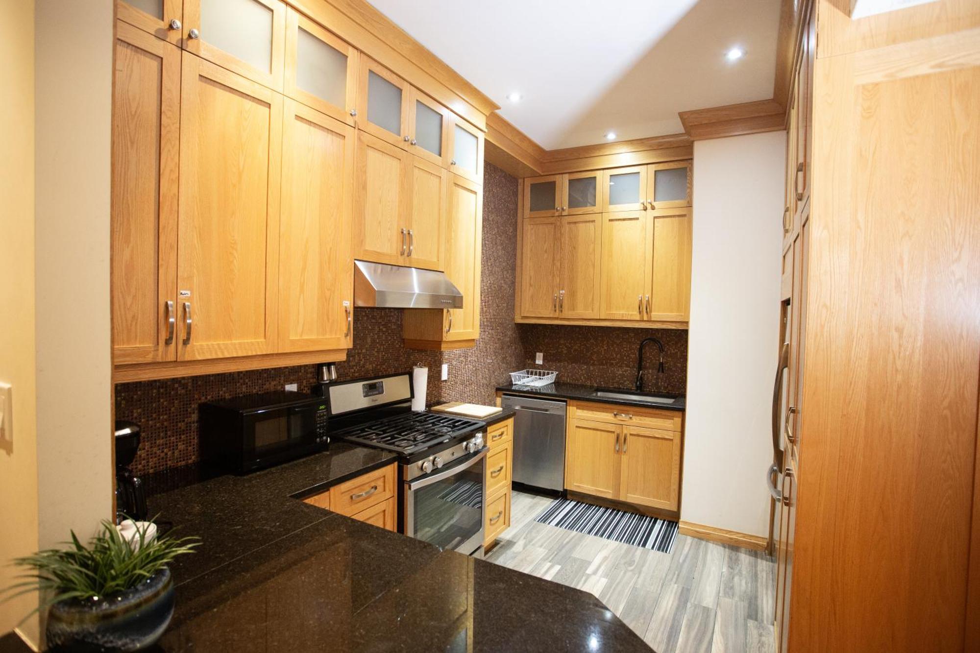 Spacious Downtown Montreal Apartment, 4Br-2Ba,Free Wifi 외부 사진